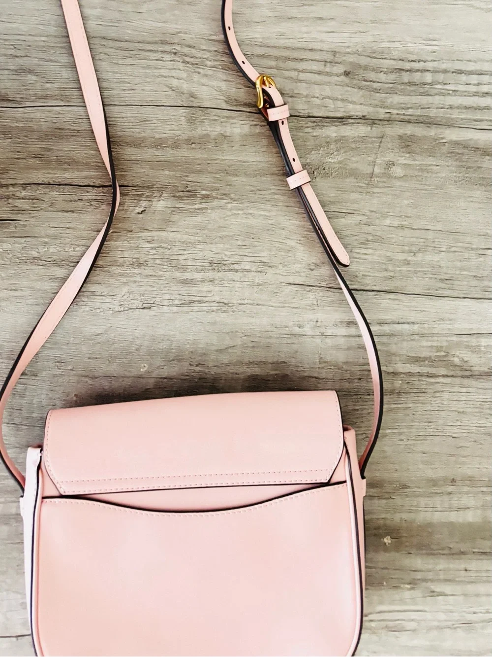 NWOT Banana Republic. Italian Leather Saddle Bag
